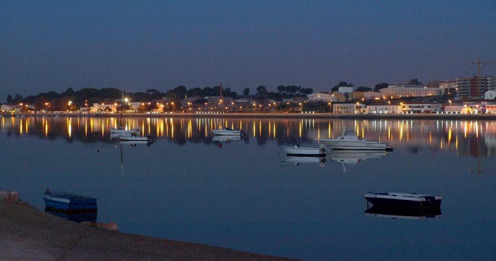 Villa Famille Seixal  Bagian luar foto